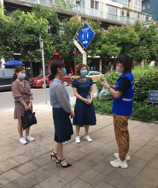 酷暑送清涼　關懷暖心間